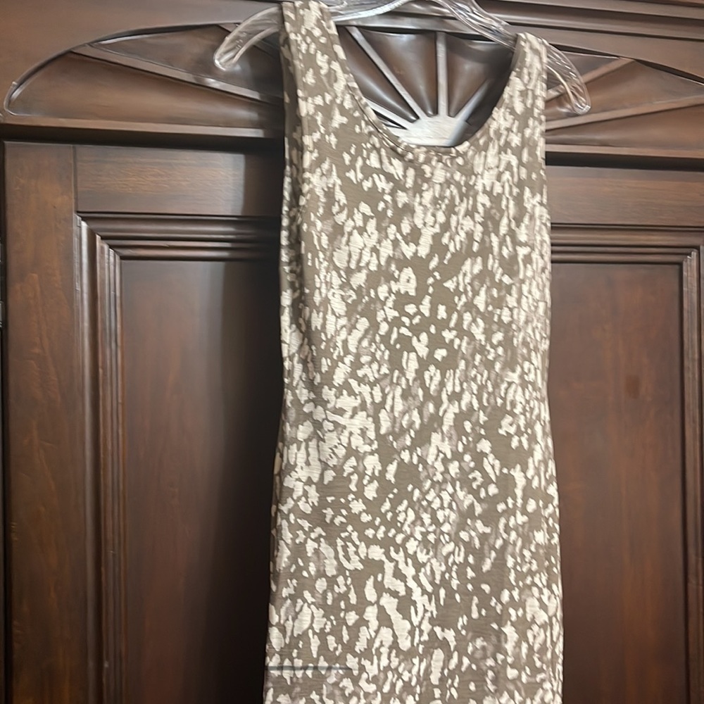 Dress - Picture 5 of 7